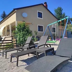 Haus Natura Appartamento Jurdani